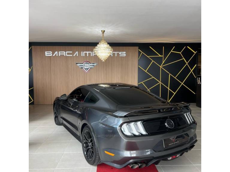 FORD - MUSTANG - 2018/2018 - Cinza - R$ 389.900,00