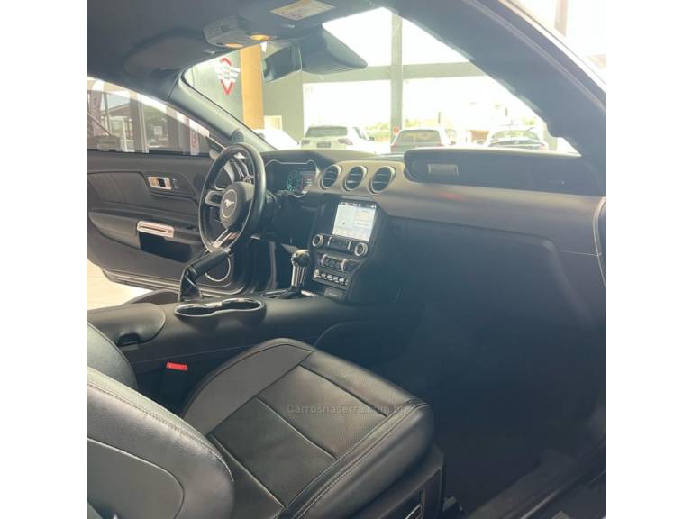 FORD - MUSTANG - 2018/2018 - Cinza - R$ 389.900,00